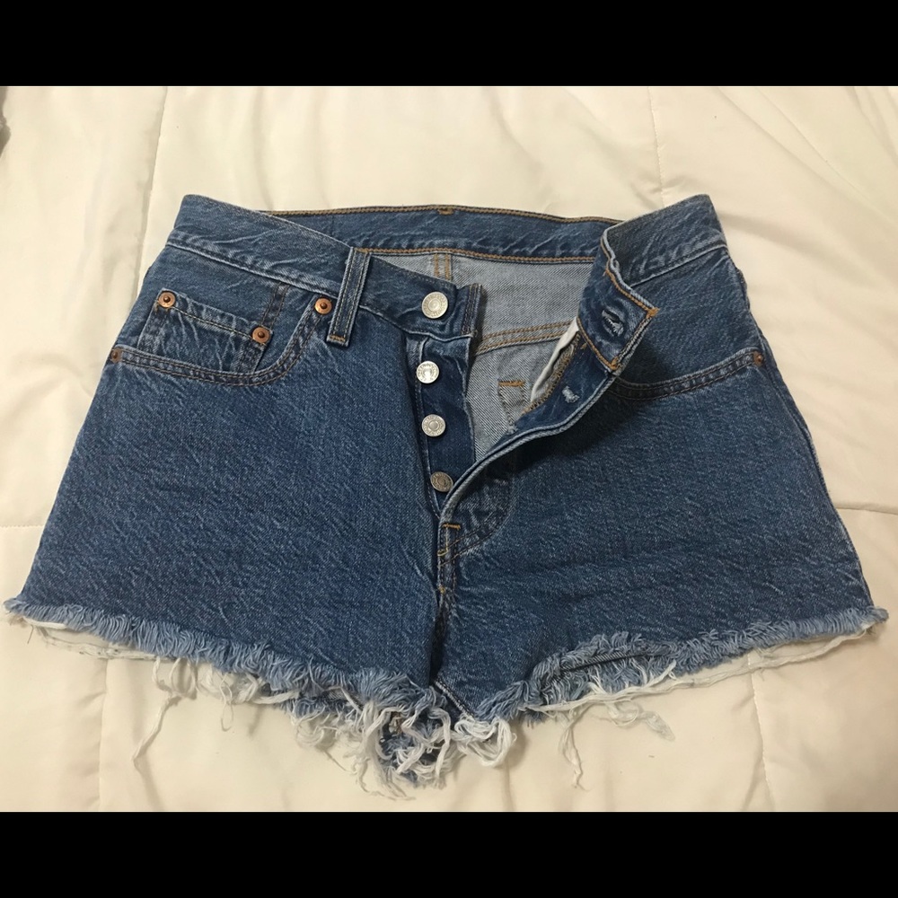 Levi’s 501 Mid Rise Shorts